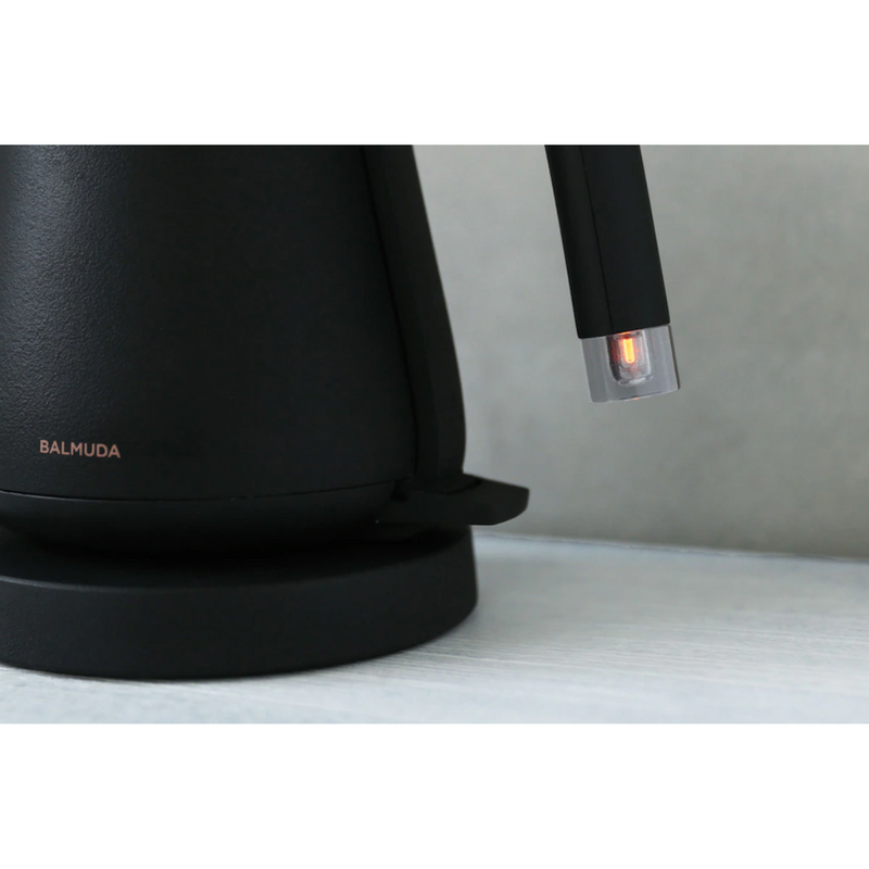 【BALMUDA】<br>電気ケトル<br>The Pot<br>KPT01JP