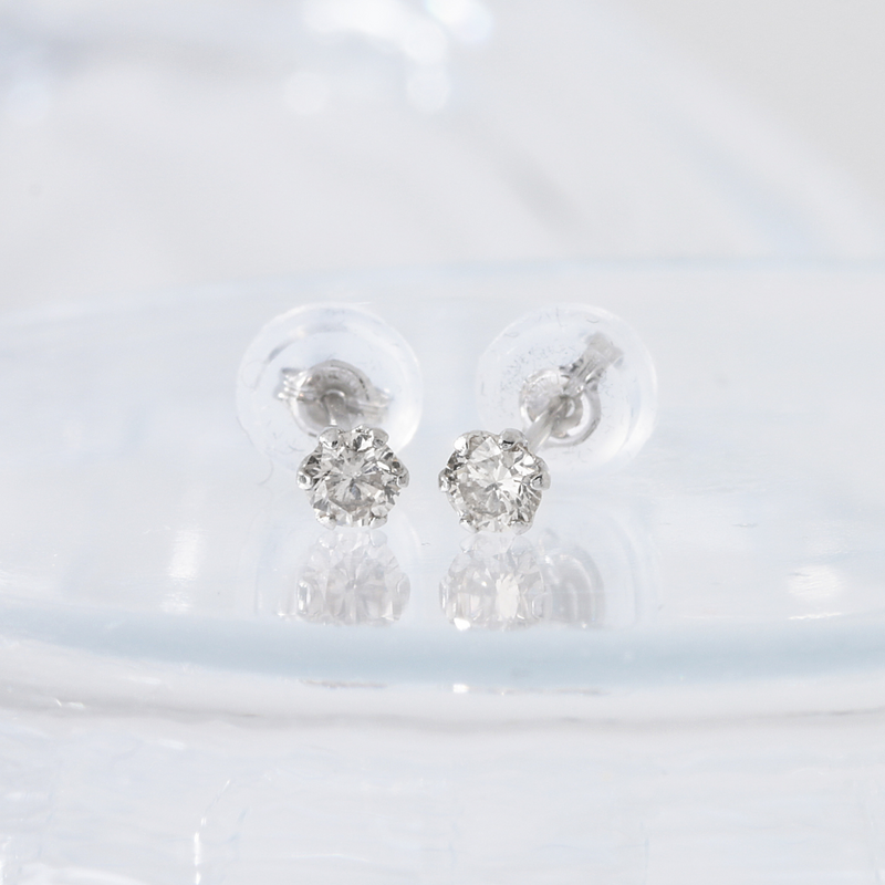 【 ダイヤモンドピアス 】<br>プラチナ 0.2ct ｜DVTP20PD